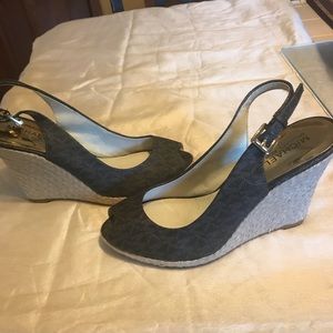 DEAL DAY FINAL EUC  Michael Kor wedge sandals,